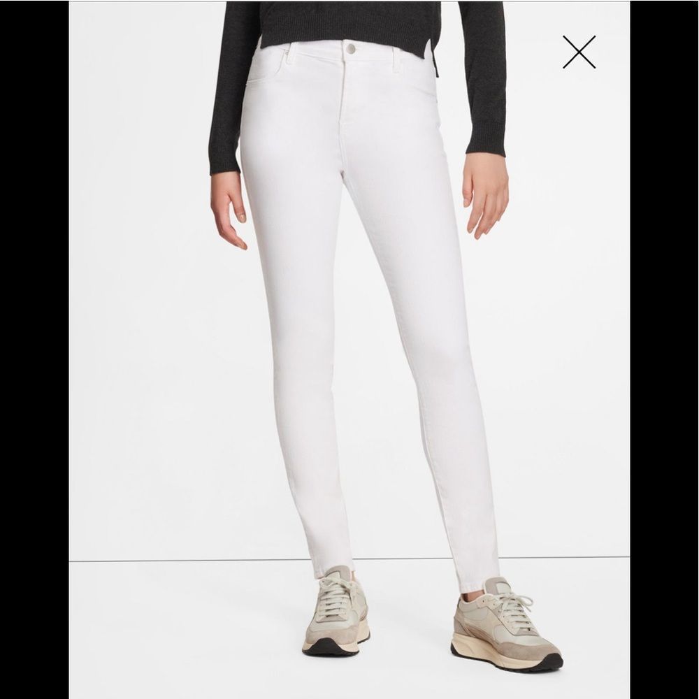 - J Brand
Maria High-Rise Skinny Jeans